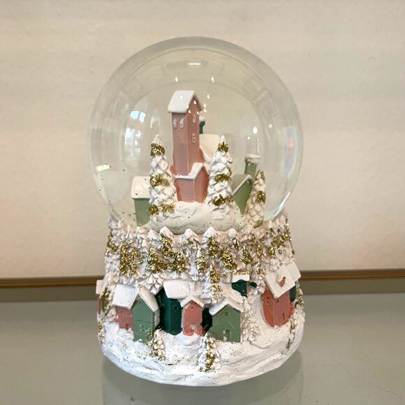 Cupcakes & Cashmere Christmas Musical Waterglobe 7x5  Festive Holiday Decor NEW - Picture 14 of 14